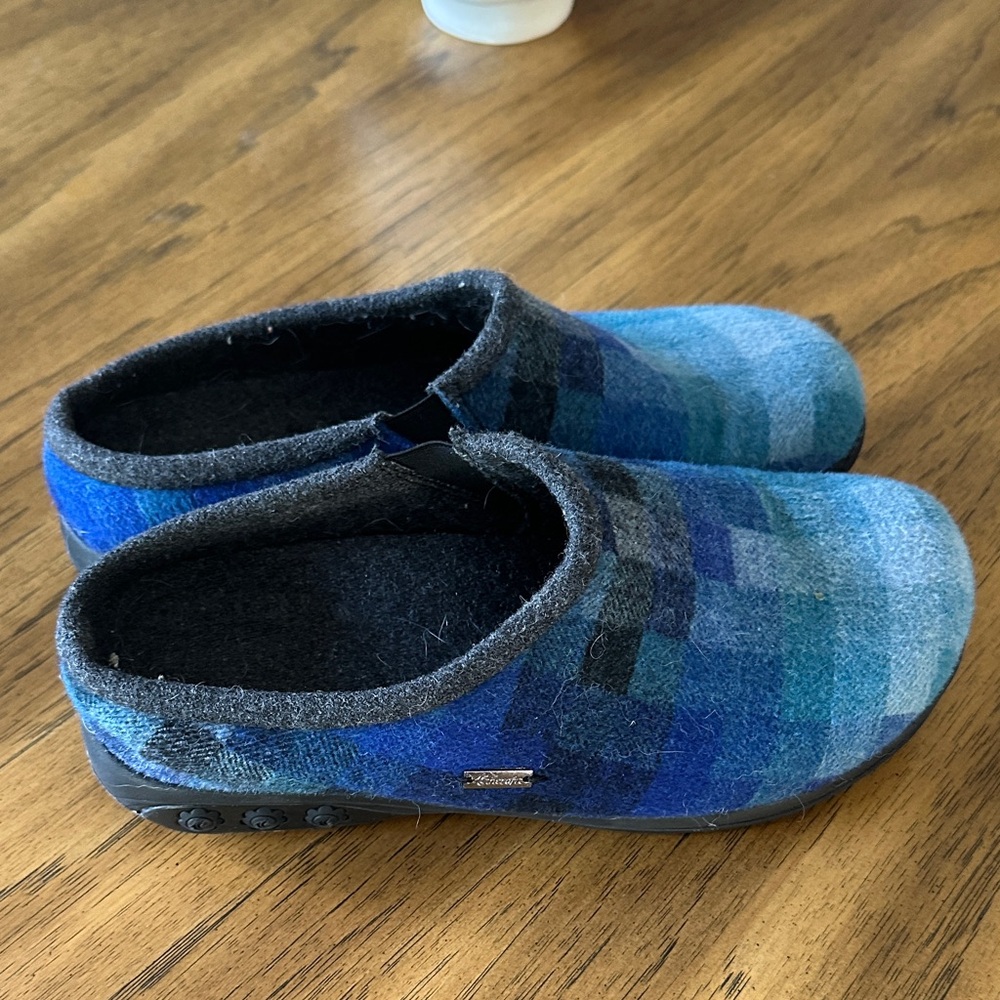 Cozy Blue Plaid Women's Mules